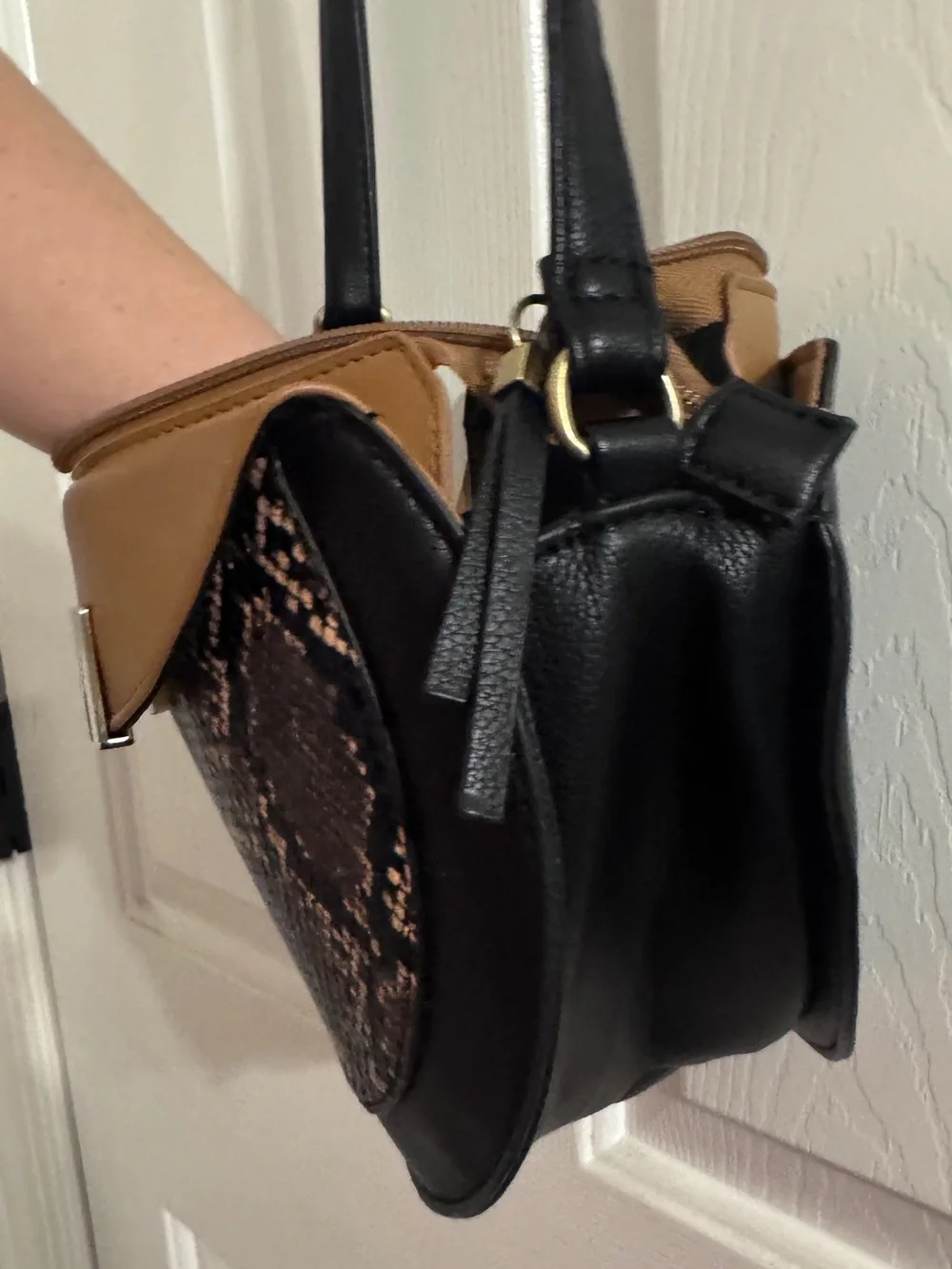 Women’s Half-Moon Crossbody Bag in Tan, Black & Snake Print